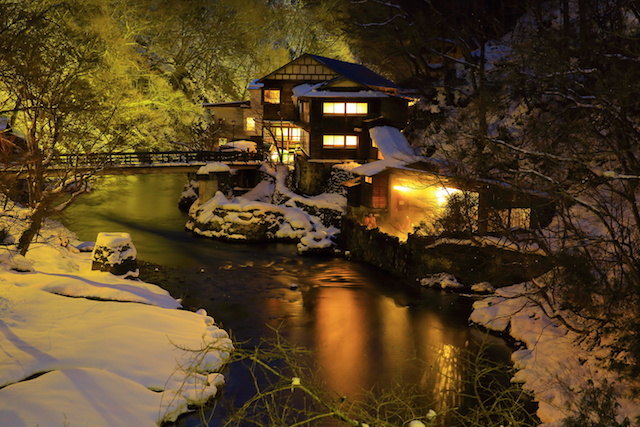 建・自然・冬の大沢温泉
