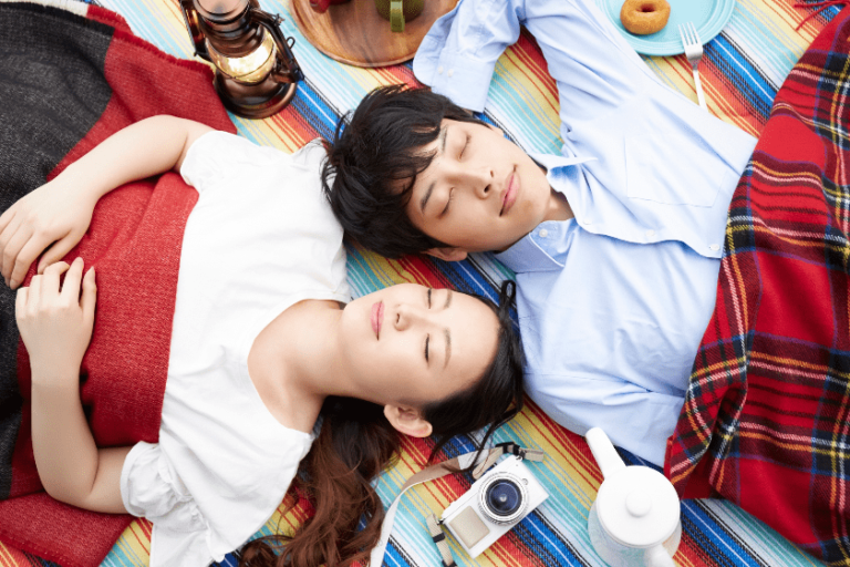 【好きな人といると眠くなる12の理由】相性最高!運命の相手の可能性有り! 魔女が教える願いが叶うおまじない 【好きな人といると眠くなる12の理由】相性最高!運命の相手の可能性有り! 魔女が教える願いが叶うおまじない