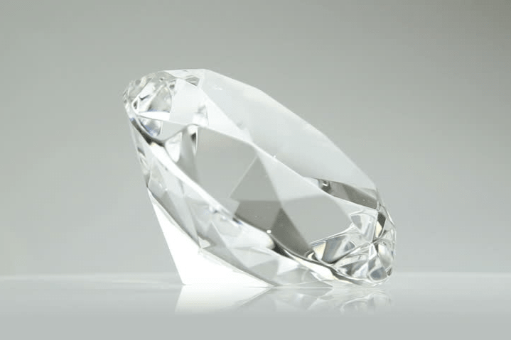 ダイヤモンド 意味や効果 浄化方法や見分け方を解説